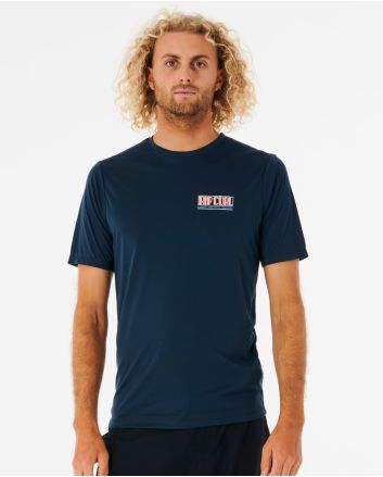 Hombre con Camiseta técnica de protección solar con manga corta Rip Curl Soul Arch UV azul marino 