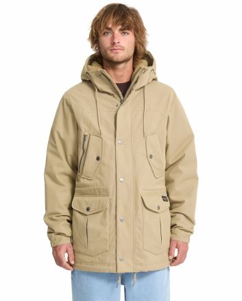 Hombre con Volcom Starget 5K Parka color Khaki