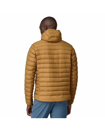 Hombre con cazadora acolchada plegable con capucha Patagonia M's Down Sweater Hoody Marrón