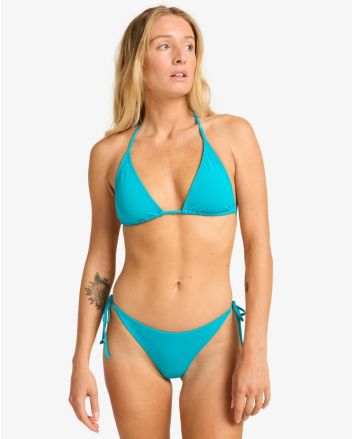 Mujer con Top de Bikini Triangular Billabong Sol Searcher Multi Azul Blue Lagoon