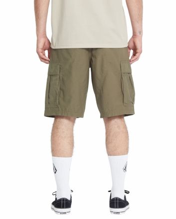 Hombre con Pantalón Corto Volcom Strange Tripper Cargo 22'' Wintermoss