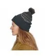 Mujer con Gorro Patagonia Powder Town Beanie Fitz Roy Stripe Knit Smolder Blue Unisex lateral