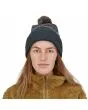 Mujer con Gorro Patagonia Powder Town Beanie Fitz Roy Stripe Knit Smolder Blue Unisex