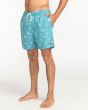 Hombre con bañador boardshort Billabong Salty Layback 16" azul izquierda 
