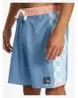Hombre con bañador boardshort Quiksilver Original Arch 18" Azul etiqueta