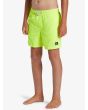 Niño con bañador Quiksilver Everyday Solid Volley Youth 14'' Amarillo Neón lateral