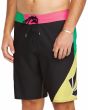 Hombre con Bañador Volcom Vee Bee Mod 20'' Negro cintura clásica