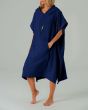 Mujer con toalla con capucha Lightning Bolt Poncho azul