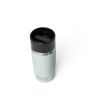 Botella térmica de viaje YETI Rambler Travel Bottle 12oz Ridgeline cerrada