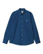 Camisa de manga larga Carhartt WIP Madison Shirt Azul Elder con el logo bordado en blanco para hombre