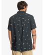 Hombre con camisa de manga corta Quiksilver Minimark Tarmac negra posterior