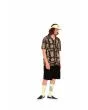Hombre con camisa de manga corta Volcom Featured Artist Tetsunori Negra derecha