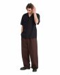 Hombre con camisa relajada de manga corta Volcom Single Stone Negra corte boxy
