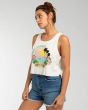 Mujer con Camiseta de asas Billabong Lover Boy blanca lateral
