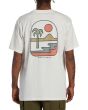 Hombre con camiseta orgánica de manga corta Billabong Sands Blanca posterior