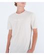 Hombre con camiseta de manga corta Hurley Everyday Death in Paradise blanca serigrafía