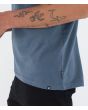 Hombre con Camiseta de manga corta con bolsillo Hurley Low Tide Pocket Azul Submarine etiquetas