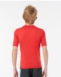 Chico con Camiseta de protección solar de manga corta Rip Curl Corp UV Boys roja posterior