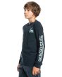Niño con camiseta de Manga Larga Quiksilver Seaquest azul marino lateral