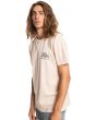 Hombre con Camiseta de manga corta Quiksilver Slow Mover Almond Cream rosa salmón lateral 