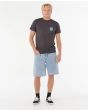 Hombre con Camiseta de manga corta Rip Curl Wettie Passage Icon color Negro Phantom ajuste estándar