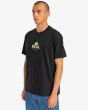 Hombre con Camiseta orgánica de manga corta RVCA Type Set Negra izquierda