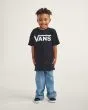 Niño con camiseta infantil Vans Classic Negra con logo blanco ajuste regular