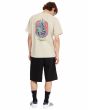 Hombre con camiseta de manga corta Volcom Draggin Stone Light Khaki espalda