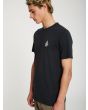 Hombre con camiseta de manga corta Volcom Iconic Stone negra lateral 