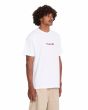 Hombre con camiseta Volcom FA Seth Conboy Blanca lateral