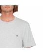 Hombre con Camiseta orgánica de manga corta Volcom Stone Blanks Gris logo bordado