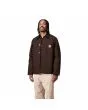 Hombre con abrigo Carhartt WIP Michigan Coat Winter Marrón Tobacco y Negro 