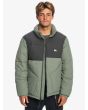 Hombre con Chaqueta acolchada técnica Quiksilver Wild Mountain Verde abierta
