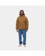 Hombre con Chaqueta acolchada impermeable Carhartt WIP Munro Jacket Marrón frontal