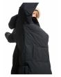 Mujer con chaqueta larga acolchada Roxy Test of Time en Negro Antracita bolsillo