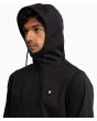 Hombre con Chaqueta impermeable con capucha ajustable Hurley Phantom Alpha Polartec Negra 