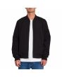 Hombre con Chaqueta Volcom Burnward Jacket Negra abierta