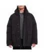 Hombre con Chaqueta Volcom Northernman 10K Negra abierta