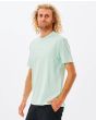 Hombre con Camiseta orgánica de manga corta Rip Curl Corp Icon verde menta lateral