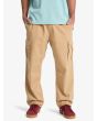Hombre con pantalón Quiksilver Taxer Regular Cargo Caqui