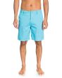 Hombre con Bermudas tipo chino Quiksilver Everyday 20" azules 