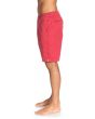 Hombre con Bermudas tipo chino Quiksilver Everyday 20" Rojos izquierda