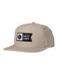 Gorra resistente al agua Salty Crew Alpha Tech 5 Panel Sand Dune para hombre
