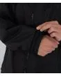 Hombre con Chubasquero largo tipo poncho cambiador Hurley Ice Poncho Sherpa negro puño ajustable