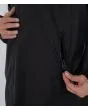 Hombre con Chubasquero largo tipo poncho cambiador Hurley Ice Poncho Sherpa negro bolsillo