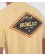Hombre con Camiseta Hurley Printing Press Samp amarilla serigrafía espalda