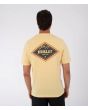 Hombre con Camiseta Hurley Printing Press Samp amarilla vista trasera