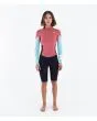 Mujer con neopreno corto Hurley Air 2mm MId Shorty Springsuit de manga  larga color Spiced Coral