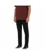 Hombre con Pantalón Vaquero Skinny Volcom 2x4 Denim Black Out Negro