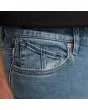 Hombre con Pantalón Vaquero Volcom Solver Denim Old Town Indigo bolsillo